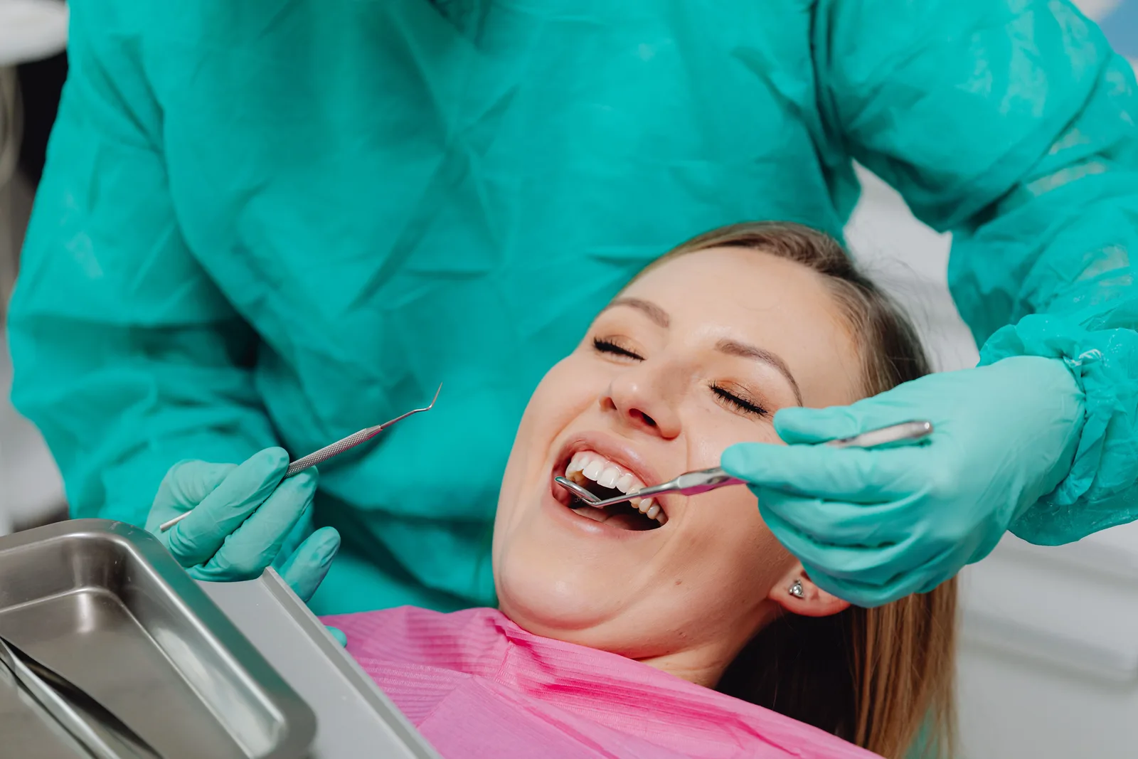 Paciente durante um exame odontológico
